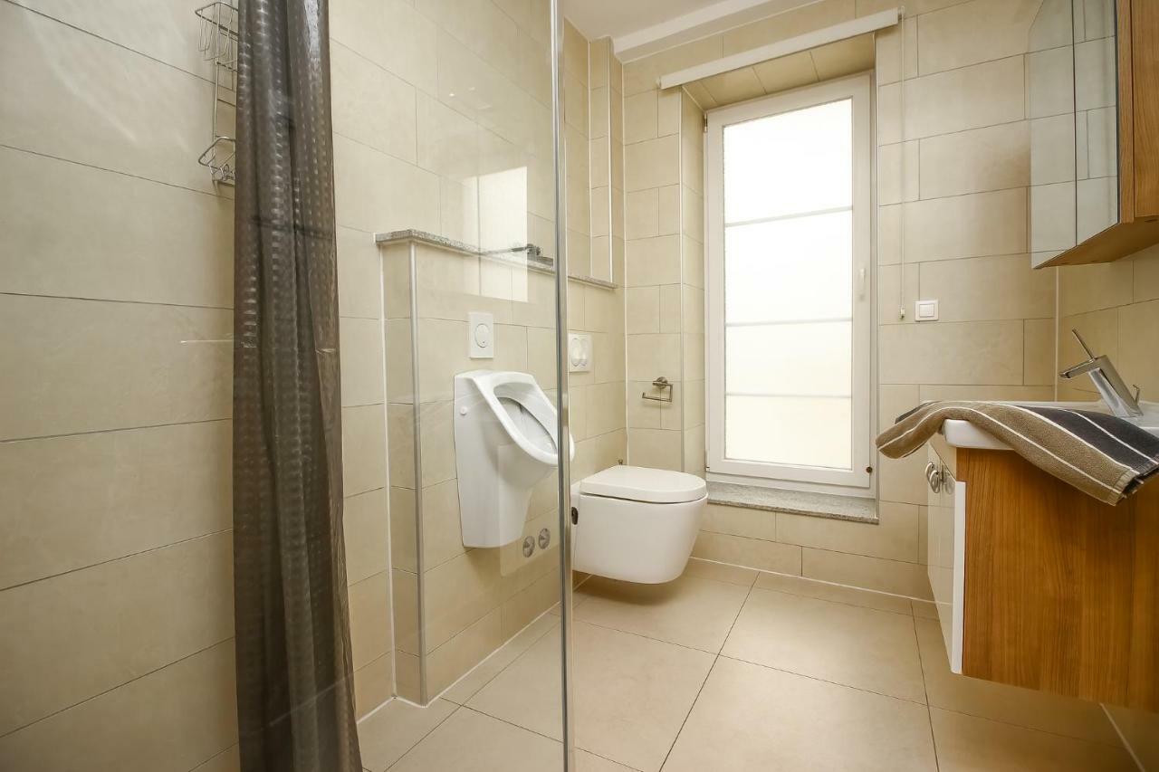 Perlina Apartment Върсар Екстериор снимка